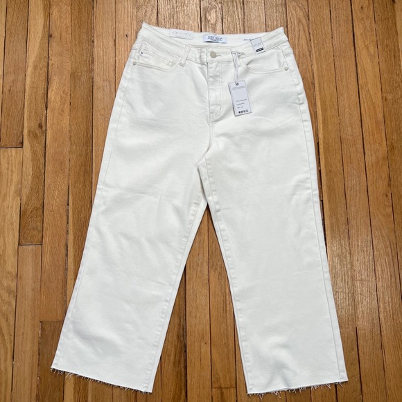 Judy Blue Denim - NWT Judy Blue Wide Leg Crop Jeans White Denim Raw Hem Stretch Women's Size 11/30
